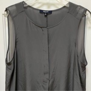 Madewell, dark grey, 100%silk, sleeveless top. Sz M. Great for casual/dressy.
